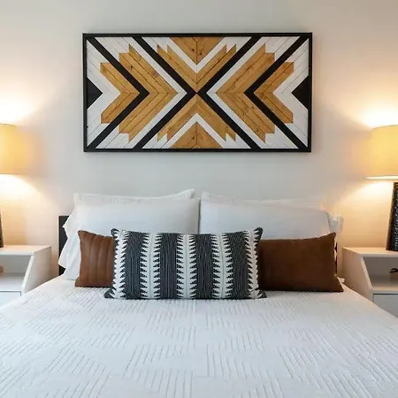 Cozy Bohemian With Pool Mins To Downtown Holiday home Nashville