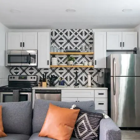 Cozy Bohemian With Pool Mins To Downtown *