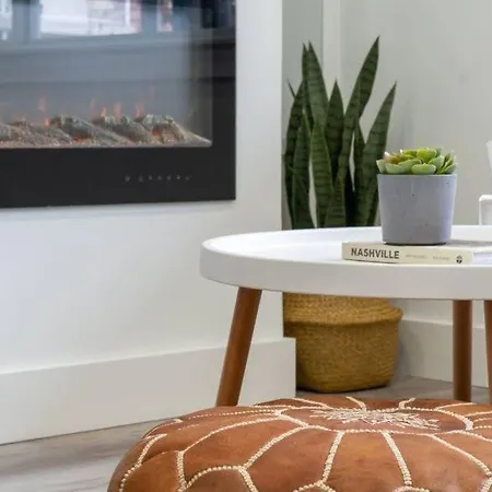 Cozy Bohemian With Pool Mins To Downtown Holiday home Nashville