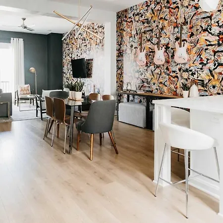 Designer~8 Mins 2 Broadway~balcony~sleeps 10~new Nashville