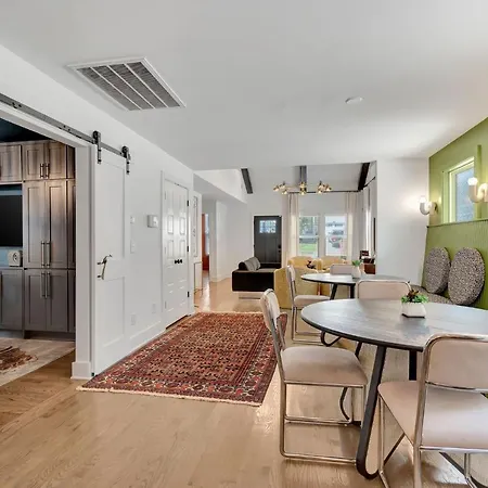 Location 5 Mins To Broadway Sleeps 8 * Nashville