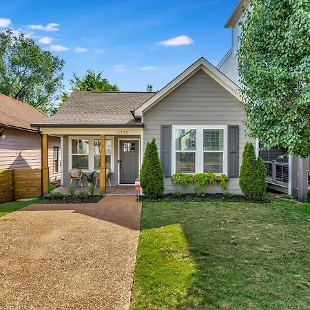 Holiday home Location 5 Mins To Broadway Sleeps 8 Nashville