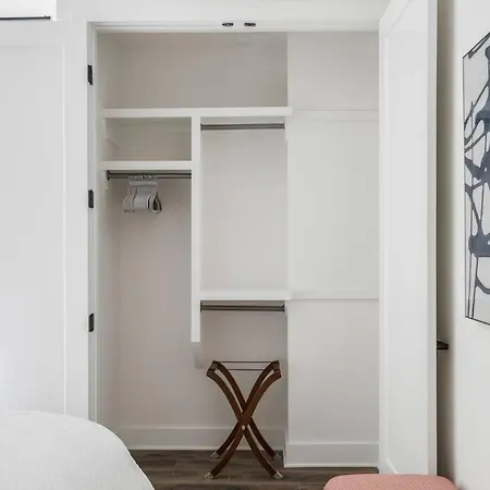 Instagrammable W/ Rooftop Deck, 3 Bdrm * Nashville