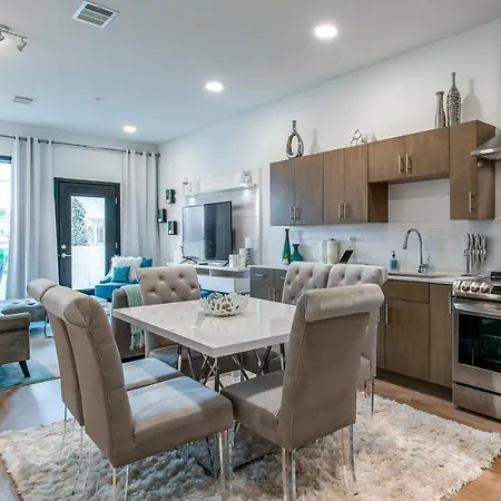 Illume 108 & 111 Apartment *