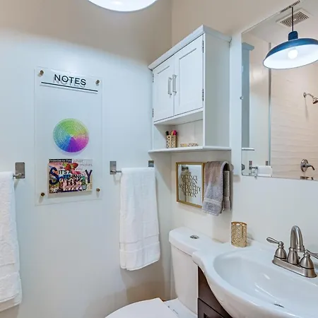 Charming With Fire Pit, Indoor Sauna! 3* Nashville