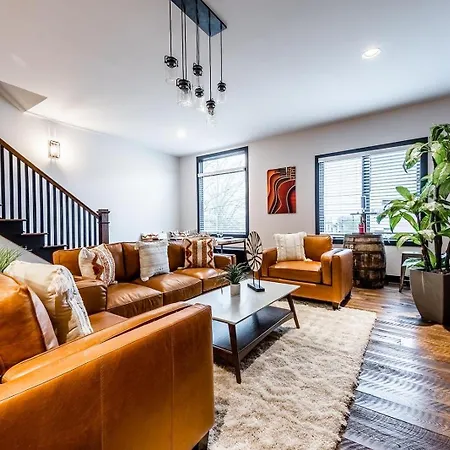 3 Modern Luxe Gulch Homes - Minutes To Broadway Holiday home
