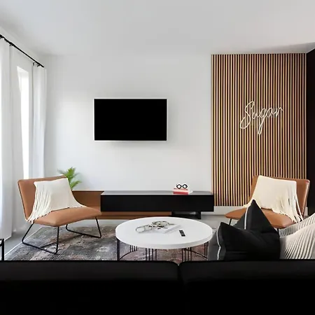 Modern Rockstar - Mins To Broadway Holiday home Nashville