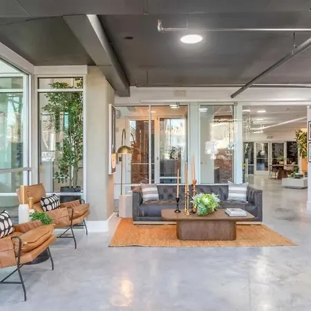 Cozysuites Modern Midtown Unit 06 Apartment *