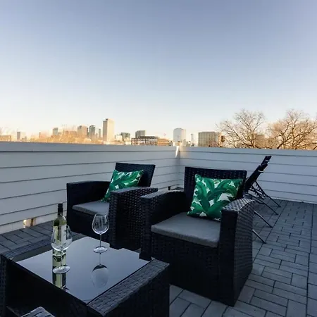 Holiday home Music Modern -5 Beds Designer & Balcony