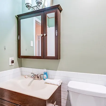Holiday home Pet-friendly Madison 11 Mi To Dtwn *