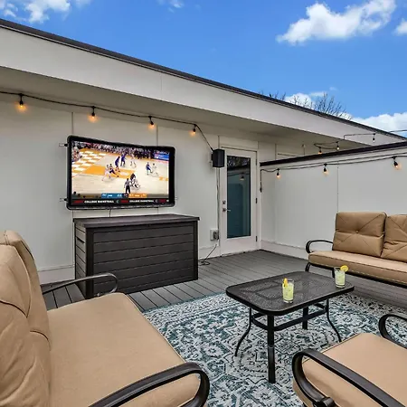 Holiday home Into The Sunset - Game Lounge - Rooftop Deck *