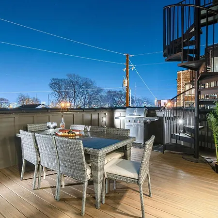 Blue Horizon - Rooftop Hot Tub - Designer
