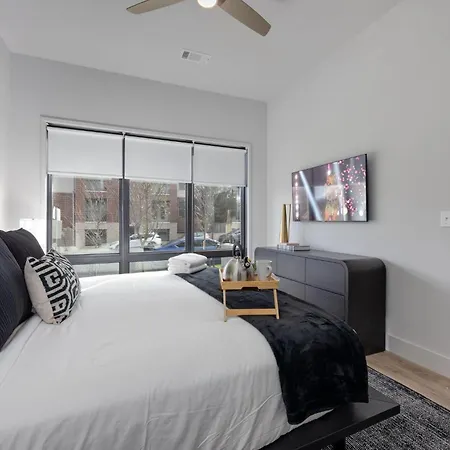 - 3100 Long Blvd - Odyssey - R Holiday home