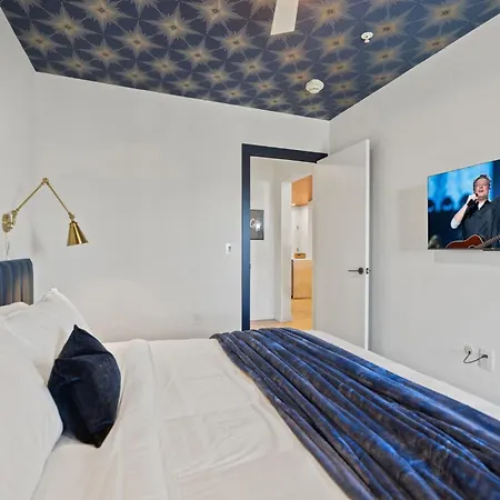 Holiday home Hyve - The Peacock - Walk To Broadway *