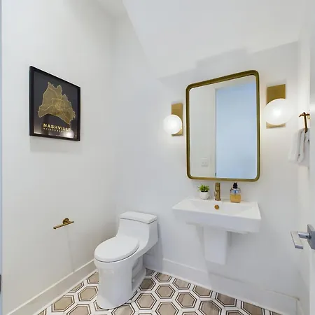 The Grove - Private Yard - 4 Mins To Broadway Nashville
