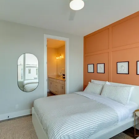 Booking Fast 12 Beds - Rooftop Views Hotel Nashville