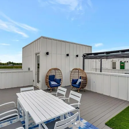 Double Lux 26beds 2 Rooftop Views Free Parking Holiday home *