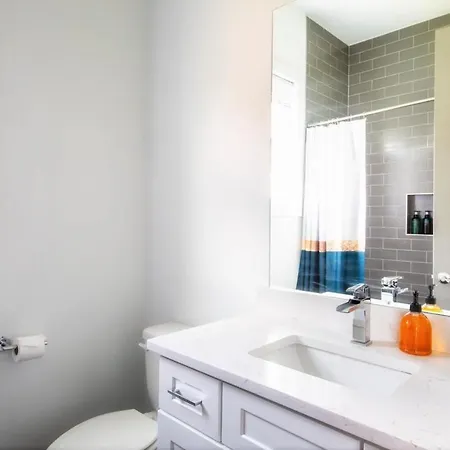 2 Lux Homes Huge Rooftop 2mi To Broadway Sleeps 24 *