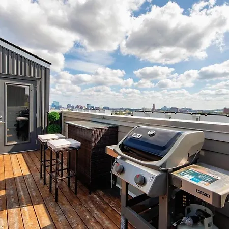 Holiday home 2 Lux Homes Huge Rooftop 2mi To Broadway Sleeps 24 Nashville