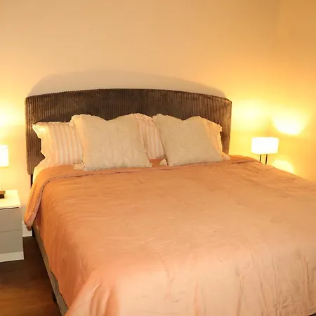Porsche Castle 1bd 1bath *