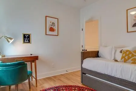 Gem - Walk To Bars, Garage, Smart Tvs