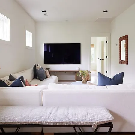 Luxurious East Retreat Nashville