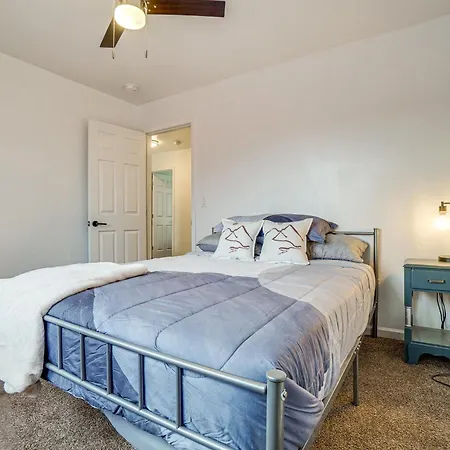 Charming Townhome - 8 Mi To Downtown Nashville! * Nashville