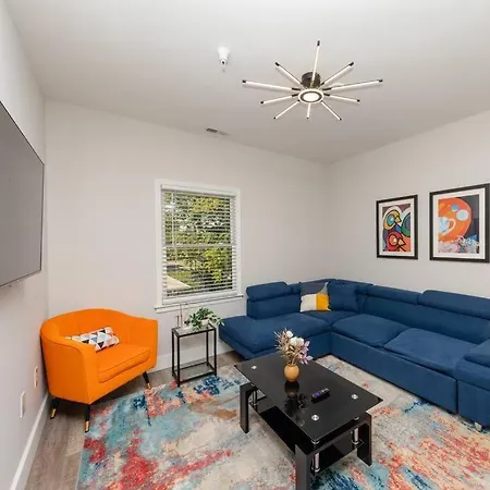 Modern 1br With King Bed And Optional Parking Near Broadway And The Gulch Apartment Nashville