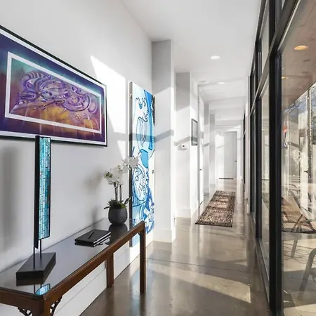 Unique Modern Ranch W Year Round Pool And Hot Tub Holiday home Nashville
