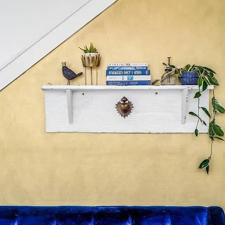 Instagrammable W/ Rooftop Deck, 3 Bdrm