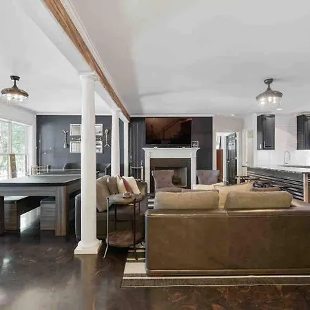 Luxury@lake Mansion Pool/hot Tub For Discerning Tastes Nashville