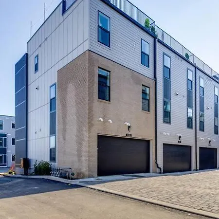 Fast 12 Beds - Rooftop Views Holiday home *