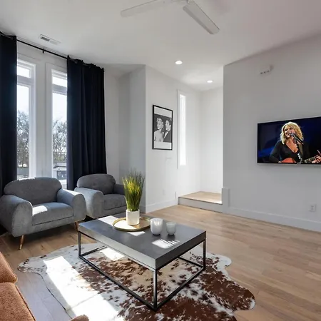 Holiday home Modern Monroe - Private Rooftop - Minutes To Broadway Nashville