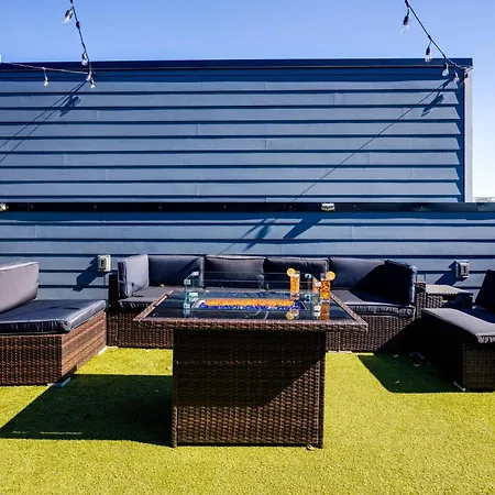 Modern Monroe - Private Rooftop - Minutes To Broadway *