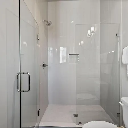 Trinity Skyline-rooftop Deck-7 Mins To Broadway Holiday home