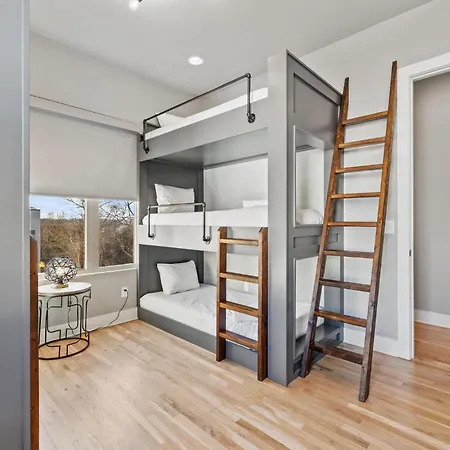 Trinity Skyline-rooftop Deck-7 Mins To Broadway * Nashville
