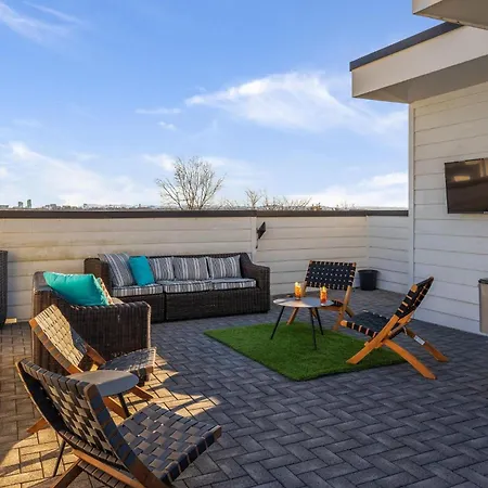 Trinity Skyline-rooftop Deck-7 Mins To Broadway *