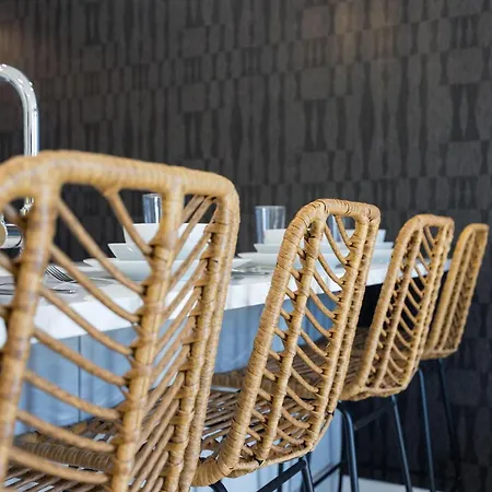 Modern Monroe - Private Rooftop - Minutes To Broadway * Nashville