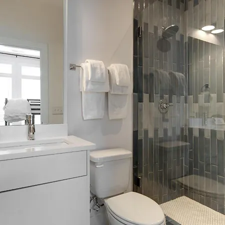 Modern Monroe - Private Rooftop - Minutes To Broadway