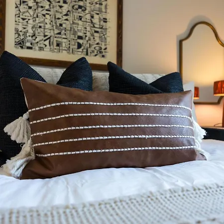 Holiday home Southern & Style-2 Townhomes-7 Mins To Broadway