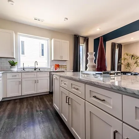 Holiday home - 230 Oceola Ave Nashville