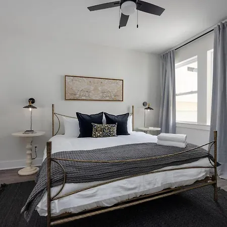 Southern & Style-2 Townhomes-7 Mins To Broadway Nashville