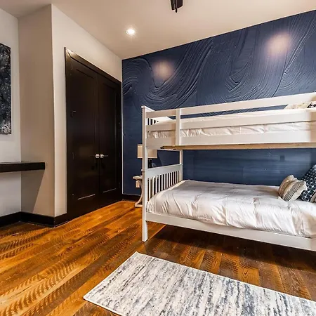 Blues - Walk To Gulch - Rooftop Views Of Downtown Holiday home