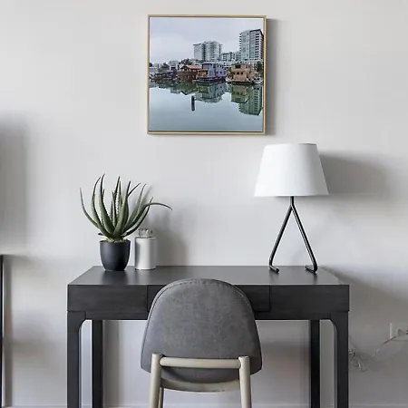Landing - Modern With Amazing Amenities Nashville