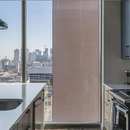 Landing - Modern With Amazing Amenities * Nashville