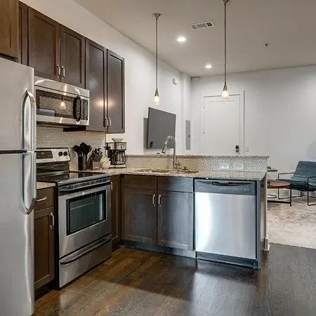 Lofts At 30th - Urban Holiday - 6 Mins To Broadway Holiday home