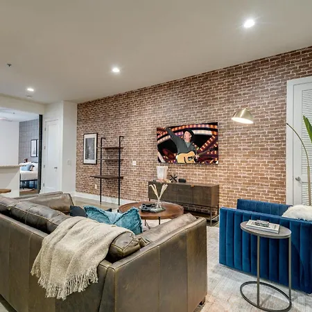 Lofts At 30th - Urban Row - Mins To Downtown *