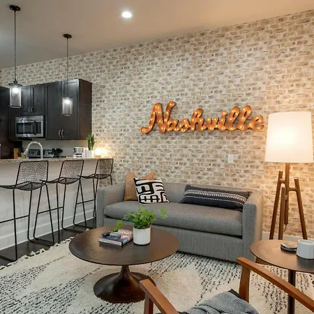 Holiday home 3 Luxury Loft Units - Mins To Broadway - Sleeps 15
