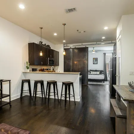 Lofts At 30th - Contemporary Muse - Minutes To Broadway Holiday home Nashville