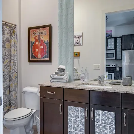 Lofts At 30th-southern Advant-garde-in West End Holiday home Nashville